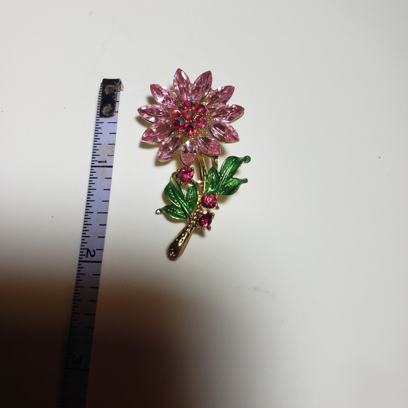 Rhinestone Flower Brooch - Picture 5 of 6
